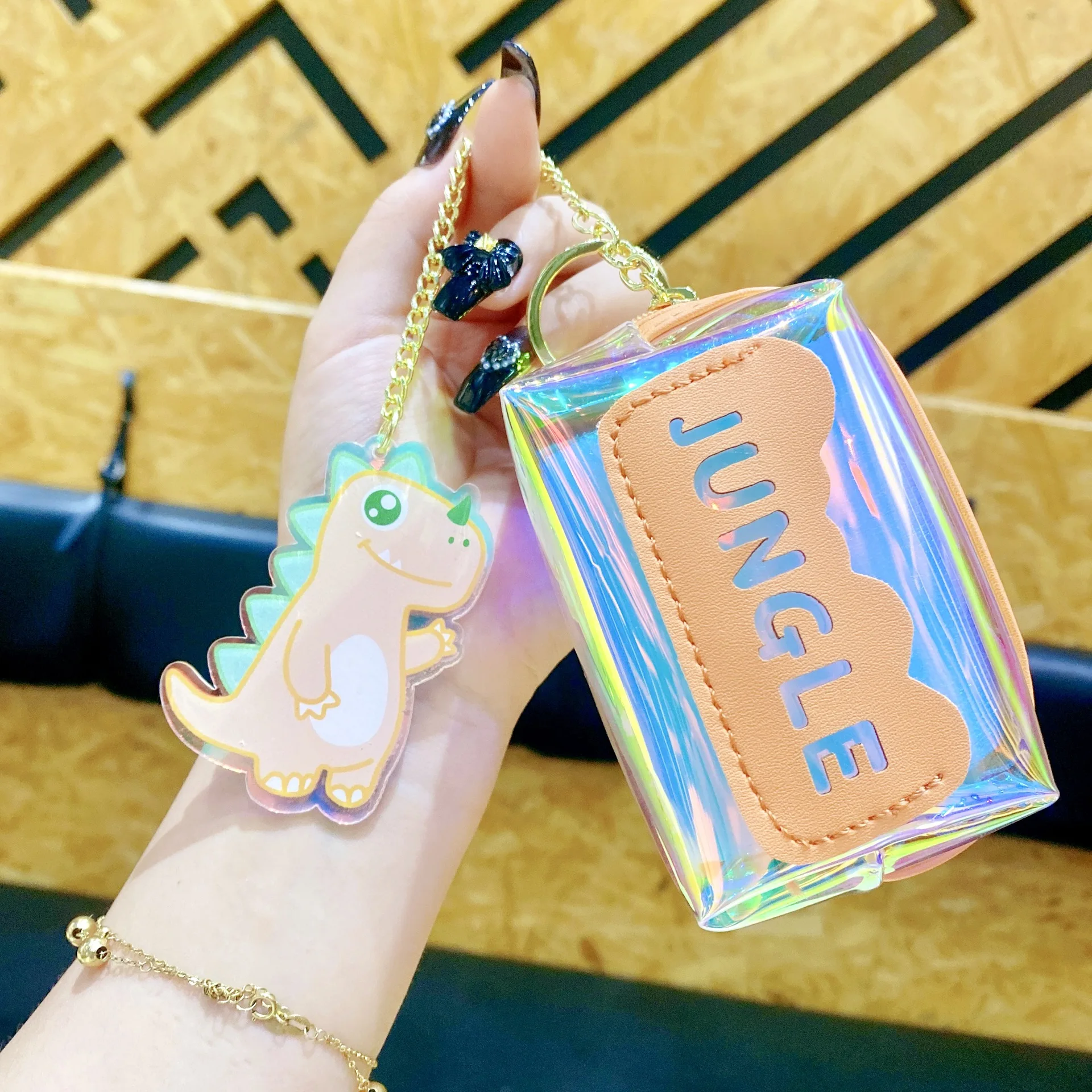 Новый креативный мультяшный лазерный Кошелек для монет, женская сумка для хранения, мини-кошелек для студентов, кошелек для монет, маленький подарок
Новый креативный мультяшный лазерный Кошелек для монет, женская сумка для хранения, мини-кошелек для студентов, кошелек для монет, маленький подарок