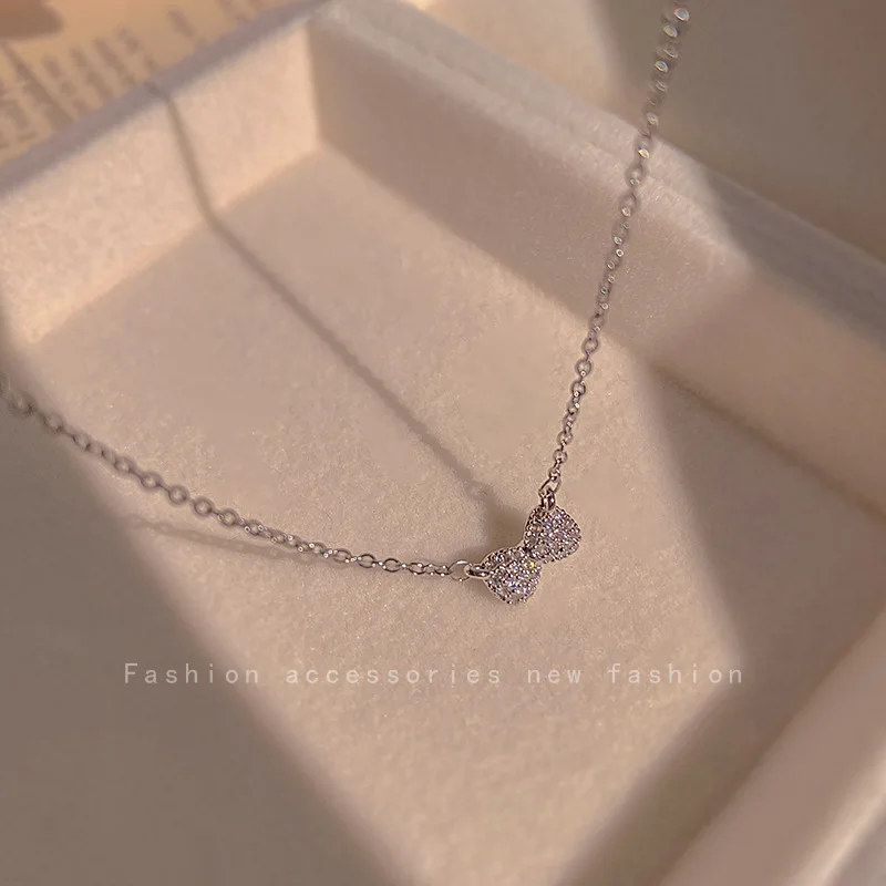 2022 Fashion Temperament Zircon Silver Bow Pendant Titanium Steel Light Luxury Necklace for Women's Jewelry Wedding Party Gift
2022 Fashion Temperament Zircon Silver Bow Pendant Titanium Steel Light Luxury Necklace for Women's Jewelry Wedding Party Gift