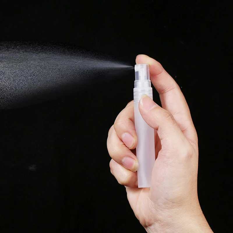 5/8ml Empty Plastic Perfume Bottle Atomizer Spray Tube Mini Travel Refillable Bottle Empty Perfume Pen Portable Spray Tube
5/8ml Empty Plastic Perfume Bottle Atomizer Spray Tube Mini Travel Refillable Bottle Empty Perfume Pen Portable Spray Tube