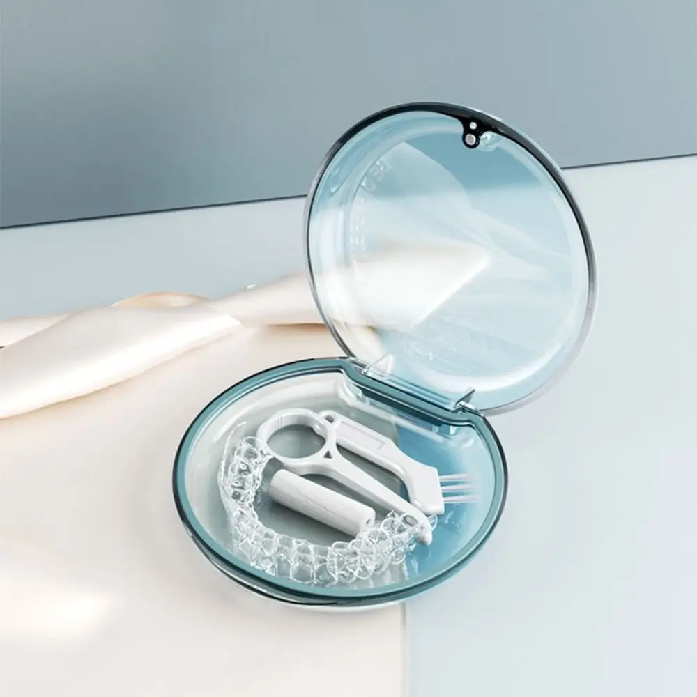 Ортодонтический контейнер для хранения зубных протезов
Ортодонтический контейнер для хранения зубных протезов