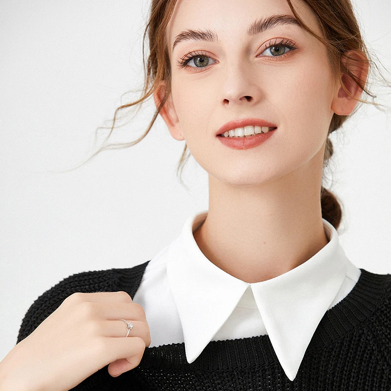 Women Elegant White Lapel Faux Collar Hollow Out Keyhole Button Back Half Shirt Blouse Layering Detachable Pullover
Women Elegant White Lapel Faux Collar Hollow Out Keyhole Button Back Half Shirt Blouse Layering Detachable Pullover