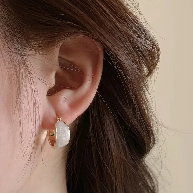 

PANJBJ 925 Sterling Silver Geometry Dropwise Glaze Earring for Women Girl Retro Design Jewelry Gift Dropshipping