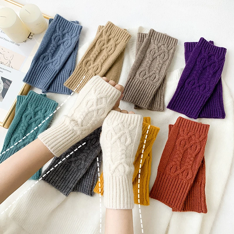 Korea New Half-finger Gloves Female Autumn and Winter Wool Warmth Fingerless Students Touch Screen Thick Knitted Wristband
Korea New Half-finger Gloves Female Autumn and Winter Wool Warmth Fingerless Students Touch Screen Thick Knitted Wristband