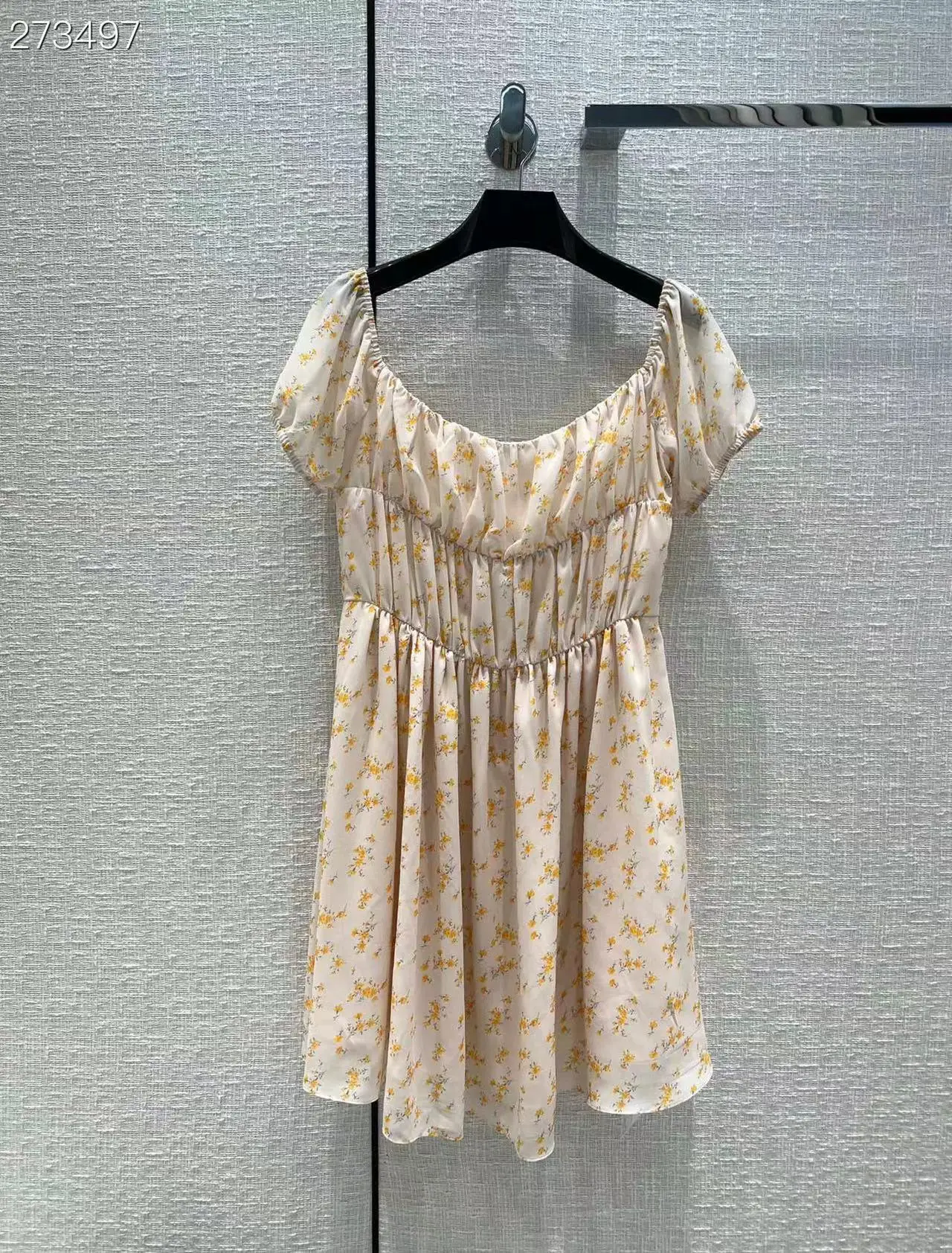 Fyion Runway Fashion Women Mini Dress 2022 Summer Short Sleeve Sashes Floral Printed Elegant Party Vacation
Fyion Runway Fashion Women Mini Dress 2022 Summer Short Sleeve Sashes Floral Printed Elegant Party Vacation