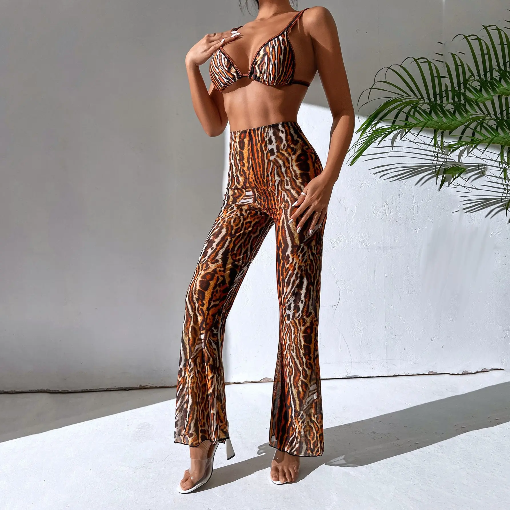2022 New Swimsuit Three-piece Skirt Leopard Print Strappy Bikini Set Spot Swiming Suit Women bañadores 2022 mujer swimsuits
2022 New Swimsuit Three-piece Skirt Leopard Print Strappy Bikini Set Spot Swiming Suit Women bañadores 2022 mujer swimsuits