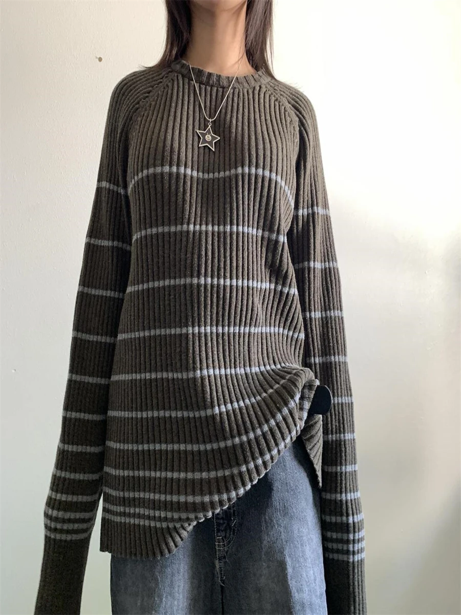 Women Vintage Striped Oversized Sweater Casual Loose Pullover Top Spring Autumn Round Neck Long Sleeve Preppy Style Knitwear
Women Vintage Striped Oversized Sweater Casual Loose Pullover Top Spring Autumn Round Neck Long Sleeve Preppy Style Knitwear