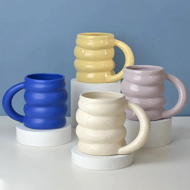 

Креативная чашка для воды, керамическая кружка, кофейные чашки в скандинавском стиле с большой ручной резьбой, Цветная Керамическая кружка, большая емкость