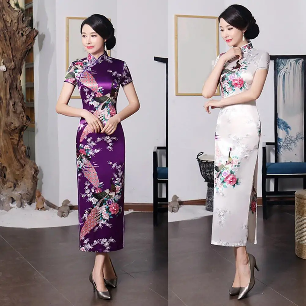 Потрясающее летнее платье Qipao с воротником-стойкой, гладкое Шелковистое женское классическое платье
Потрясающее летнее платье Qipao с воротником-стойкой, гладкое Шелковистое женское классическое платье