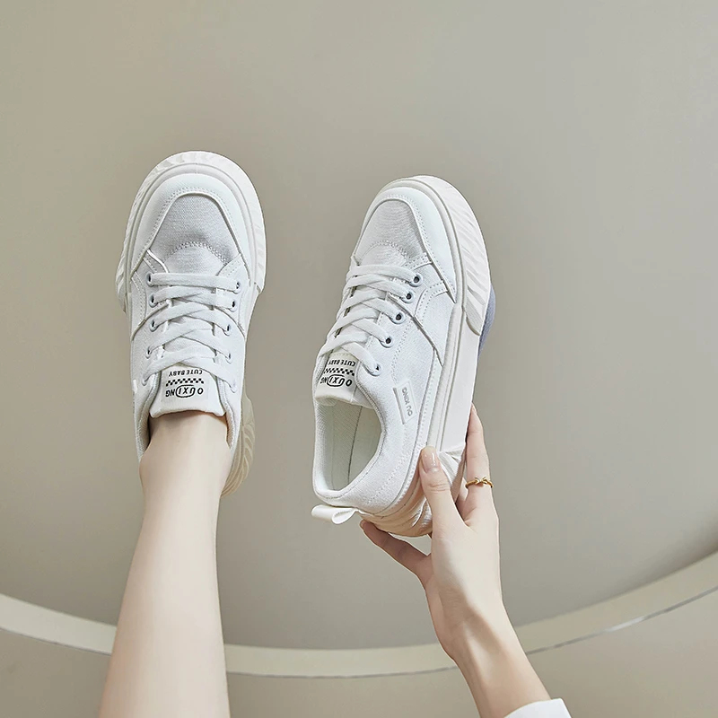 Summer New Korean Breathable Little White Shoes Women's Student Versatile Casual Sports Board Shoes Lightweight and Comfortable
Summer New Korean Breathable Little White Shoes Women's Student Versatile Casual Sports Board Shoes Lightweight and Comfortable