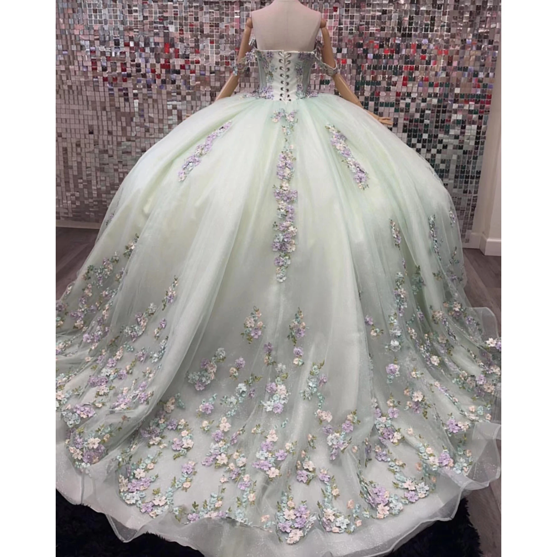 Ashely Alsa Luxury Quinceanera Dresses For Sweet 16 Year Girls 3D Flower Corset Ball Gown Birthday Party Promm Dress Vestido 15
Ashely Alsa Luxury Quinceanera Dresses For Sweet 16 Year Girls 3D Flower Corset Ball Gown Birthday Party Promm Dress Vestido 15