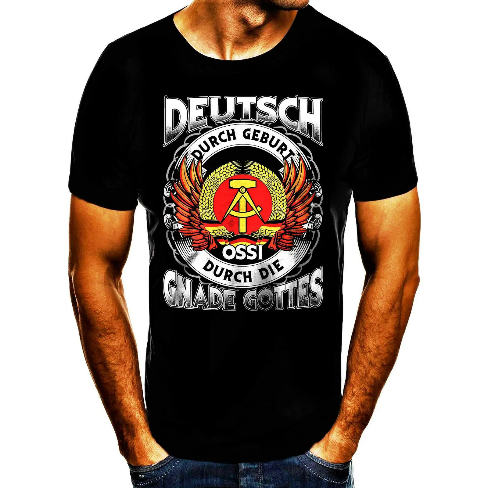 DDR Deutsch Durch Geburt, Ossi Durch Die Gnade свободные мужские повседневные футболки из 100% хлопка
DDR Deutsch Durch Geburt, Ossi Durch Die Gnade свободные мужские повседневные футболки из 100% хлопка