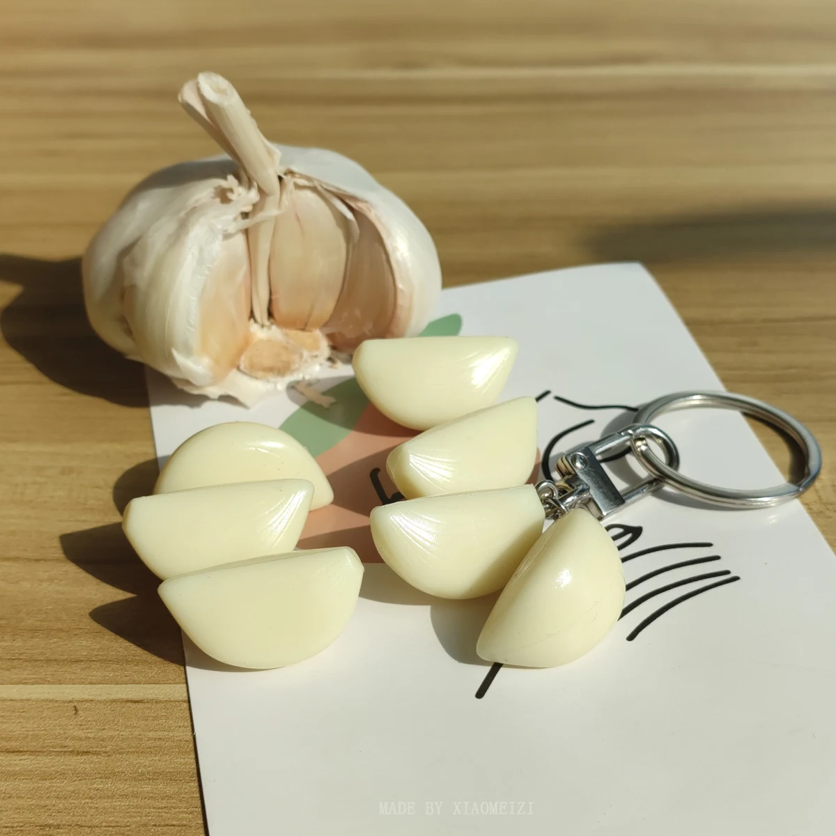 Garlic Keychain Men's and Women's Schoolbags Pendant Special Artificial Ornament
Garlic Keychain Men's and Women's Schoolbags Pendant Special Artificial Ornament