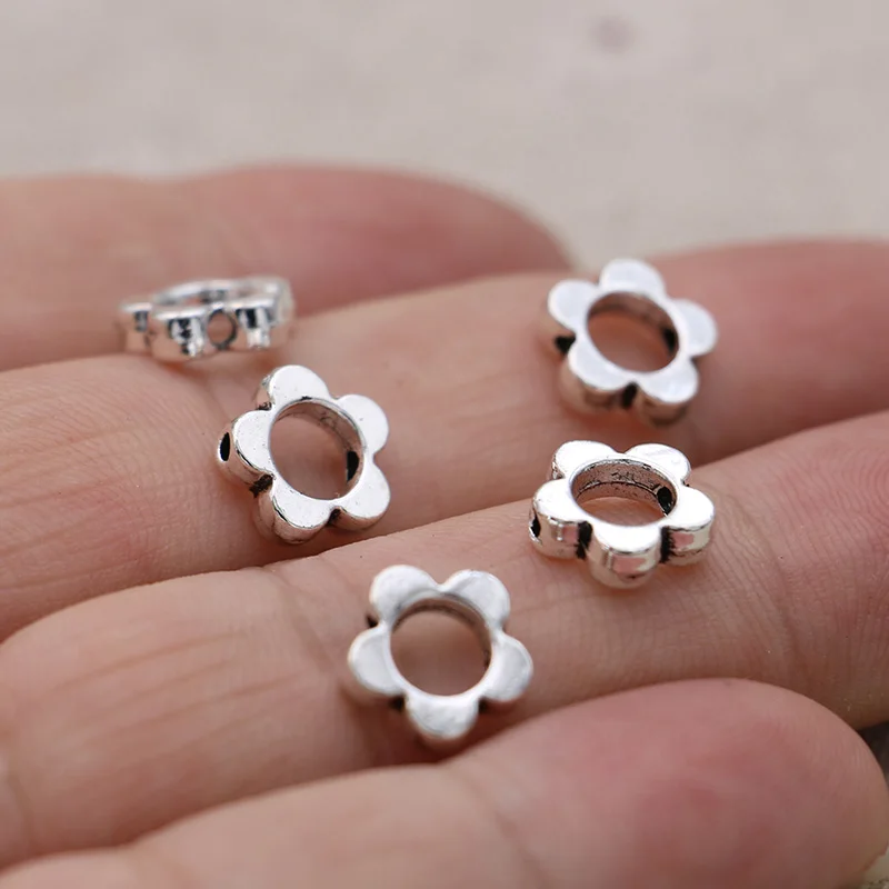 20Pcs Antique Silver Plated Flowrer Bead Frame Pendants for Bracelet Jewelry Making DIY Accessories Craft 10mm
20Pcs Antique Silver Plated Flowrer Bead Frame Pendants for Bracelet Jewelry Making DIY Accessories Craft 10mm