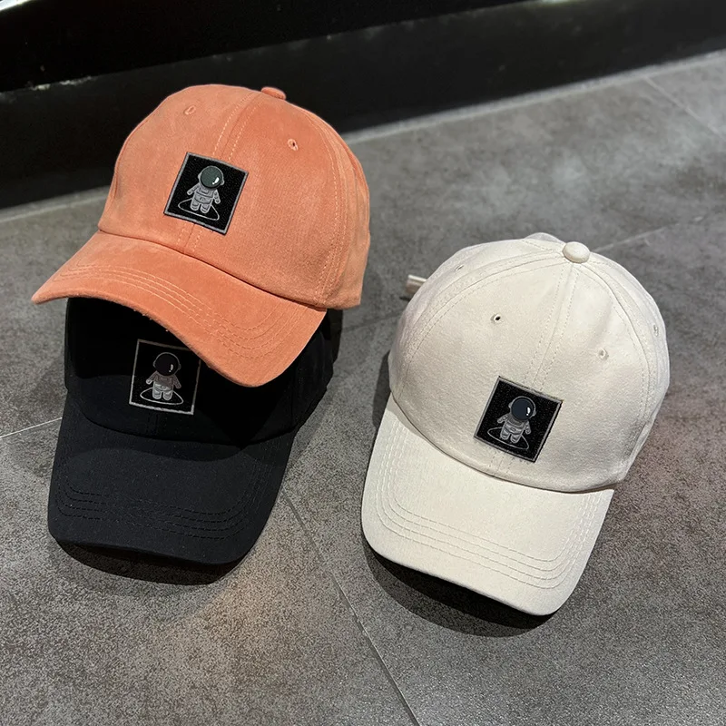Модная мультяшная бейсболка с вышивкой астронавта для женщин и мужчин, летняя уличная Кепка в стиле хип-хоп, мягкая Кепка От Солнца, искусство 2022
Модная мультяшная бейсболка с вышивкой астронавта для женщин и мужчин, летняя уличная Кепка в стиле хип-хоп, мягкая Кепка От Солнца, искусство 2022