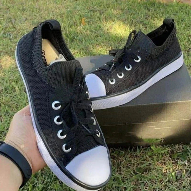 Factory Wholesale Spring and Autumn Casual Soft-soled Round Toe Knit Stretch White Shoes Women's Large Size Lace-up Canvas Shoes
Factory Wholesale Spring and Autumn Casual Soft-soled Round Toe Knit Stretch White Shoes Women's Large Size Lace-up Canvas Shoes
