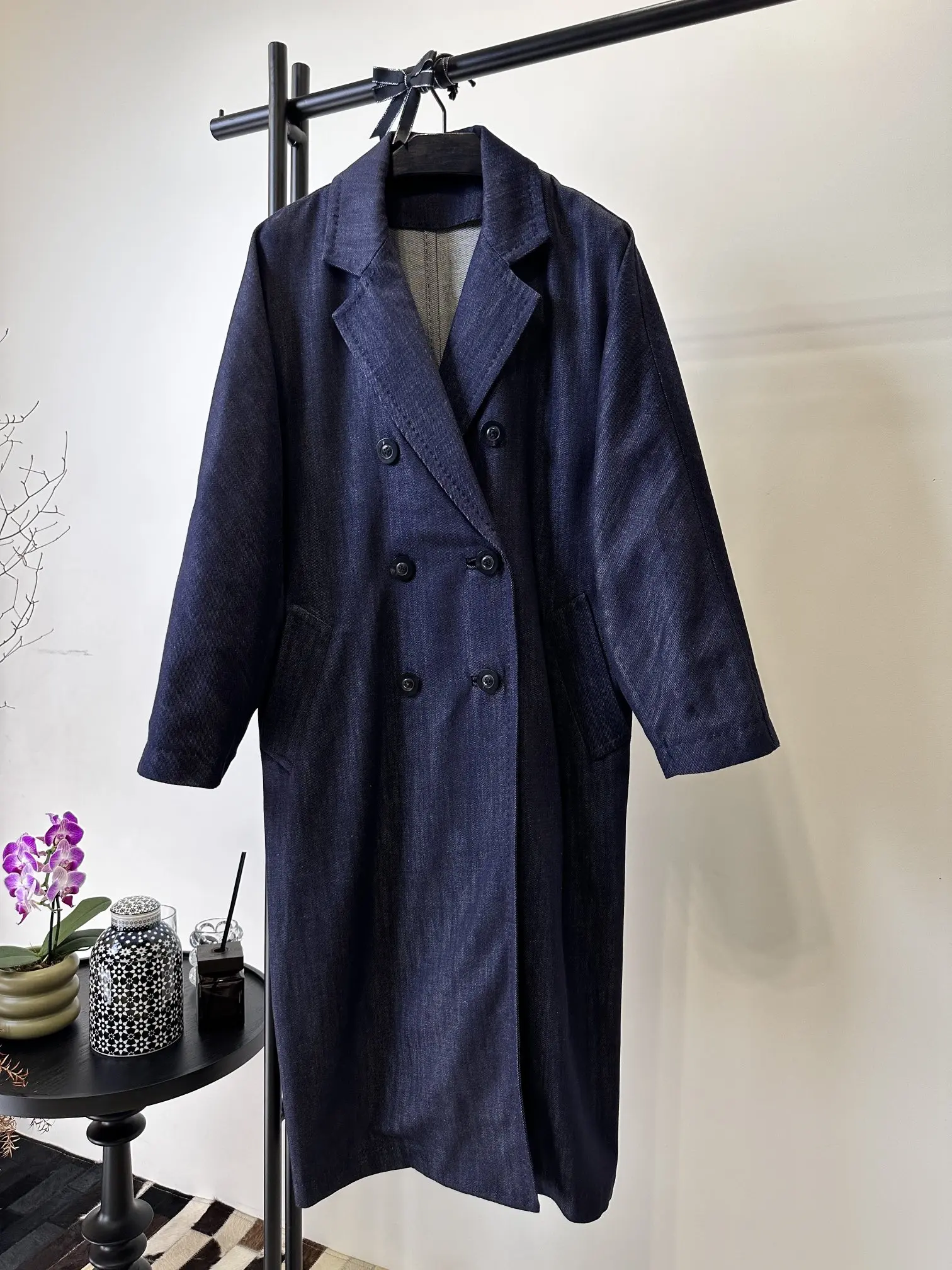 2023 Women's Clothing double breasted denim long coat Autumn Winter New 1105
2023 Women's Clothing double breasted denim long coat Autumn Winter New 1105