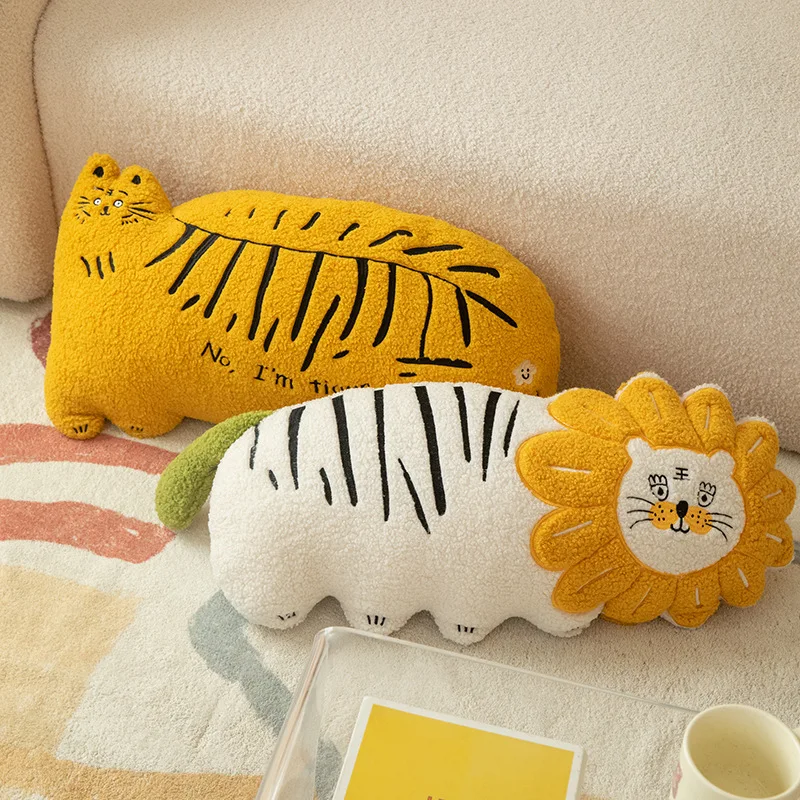 2022 new pillow yellow white tiger pillow decorative pillow plush toy animal pillow sofa decorative lovely pillow
2022 new pillow yellow white tiger pillow decorative pillow plush toy animal pillow sofa decorative lovely pillow