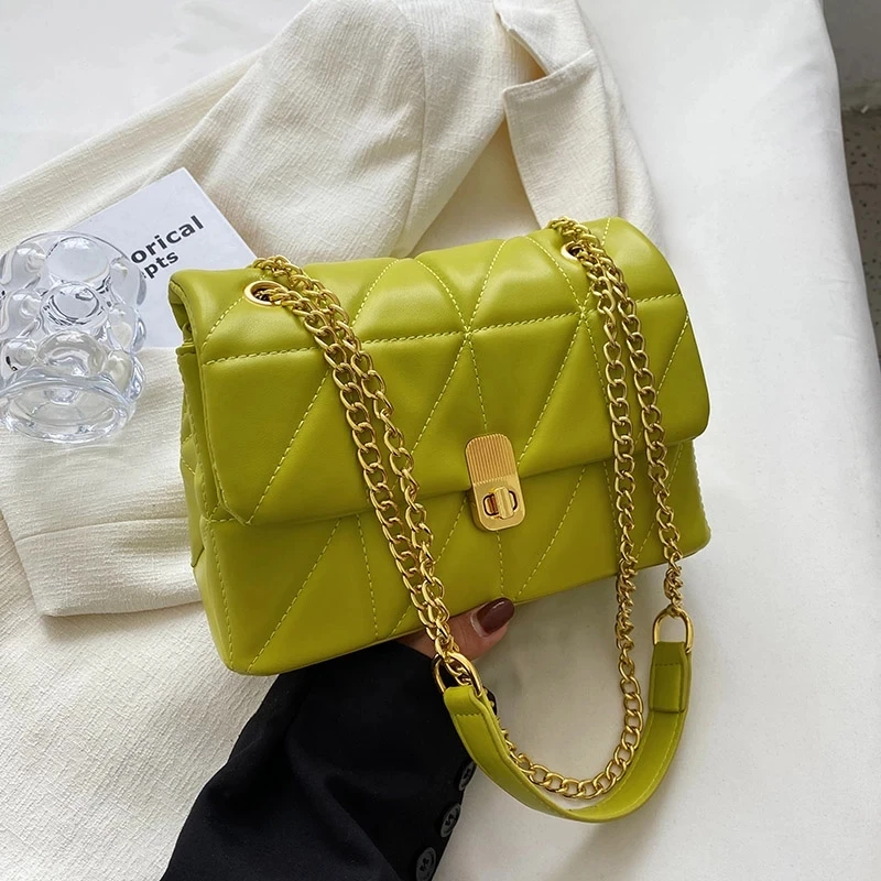 Woman Quilted Fashion Crossbody Messenger Sling Bags for Women 2022 Luxury Brand PU Leather Flap Clutch Metal Chain Small Should
Woman Quilted Fashion Crossbody Messenger Sling Bags for Women 2022 Luxury Brand PU Leather Flap Clutch Metal Chain Small Should
