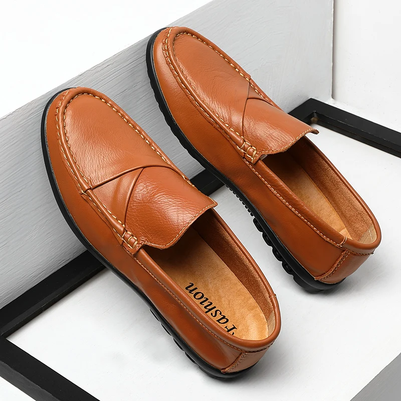 Loafers Men Leather Shoes 2022 New Fashion Brand Luxury Leather Drive Mens Casual Shoes Man Moccasins Comfy Slip-On shoes Black
Loafers Men Leather Shoes 2022 New Fashion Brand Luxury Leather Drive Mens Casual Shoes Man Moccasins Comfy Slip-On shoes Black