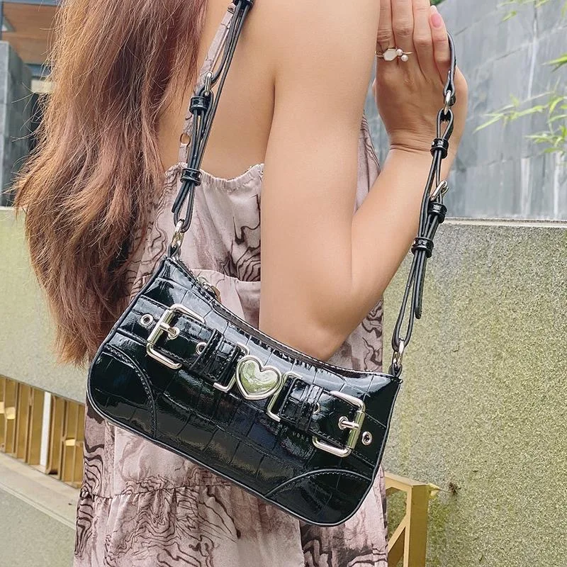 Crocodile Pattern Women's Hobos Underarm Bag Y2k Hot Girls Retro Love Shoulder Bag Patent Leather Ladies Small Messenger Bags
Crocodile Pattern Women's Hobos Underarm Bag Y2k Hot Girls Retro Love Shoulder Bag Patent Leather Ladies Small Messenger Bags