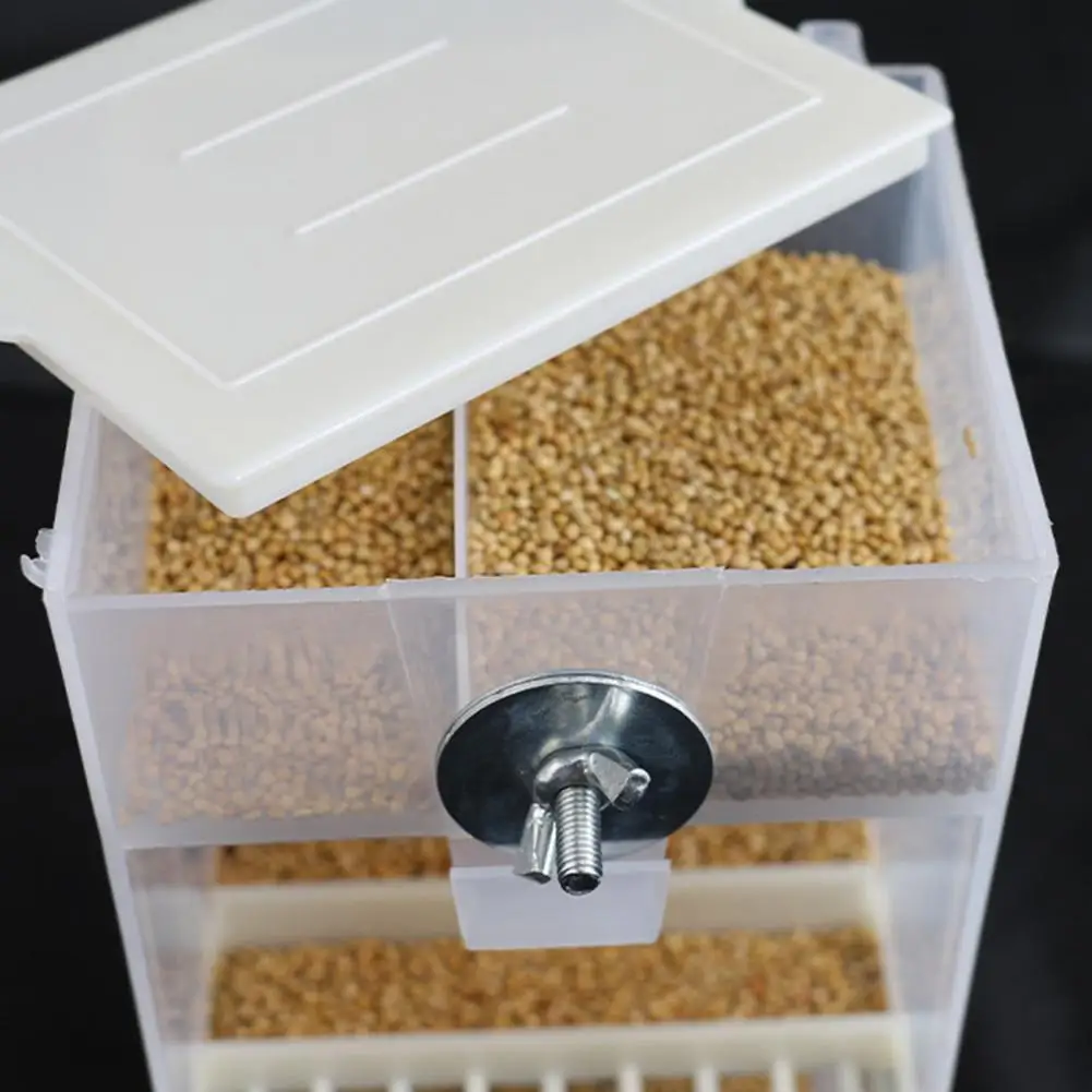 Кормушка для птиц с защитой от брызг, вместительная автоматическая кормушка из высококачественных материалов для мелких птиц, без беспорядка
Кормушка для птиц с защитой от брызг, вместительная автоматическая кормушка из высококачественных материалов для мелких птиц, без беспорядка