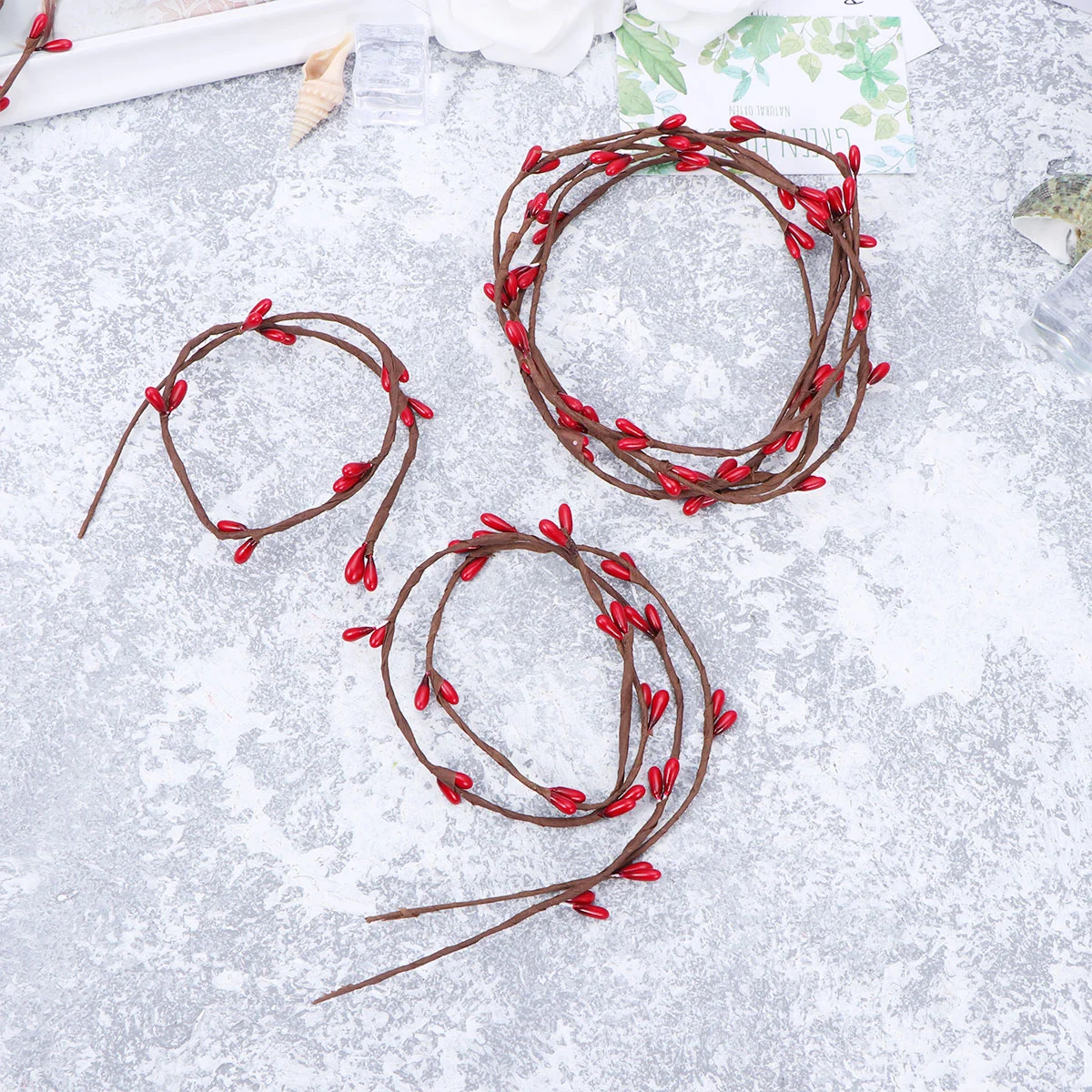 Berry Artificial Christmas Red Berries Holly Picks Stems Floral Branches Decor Garland Tree Pine Flower Pip Fake Stem Faux
Berry Artificial Christmas Red Berries Holly Picks Stems Floral Branches Decor Garland Tree Pine Flower Pip Fake Stem Faux