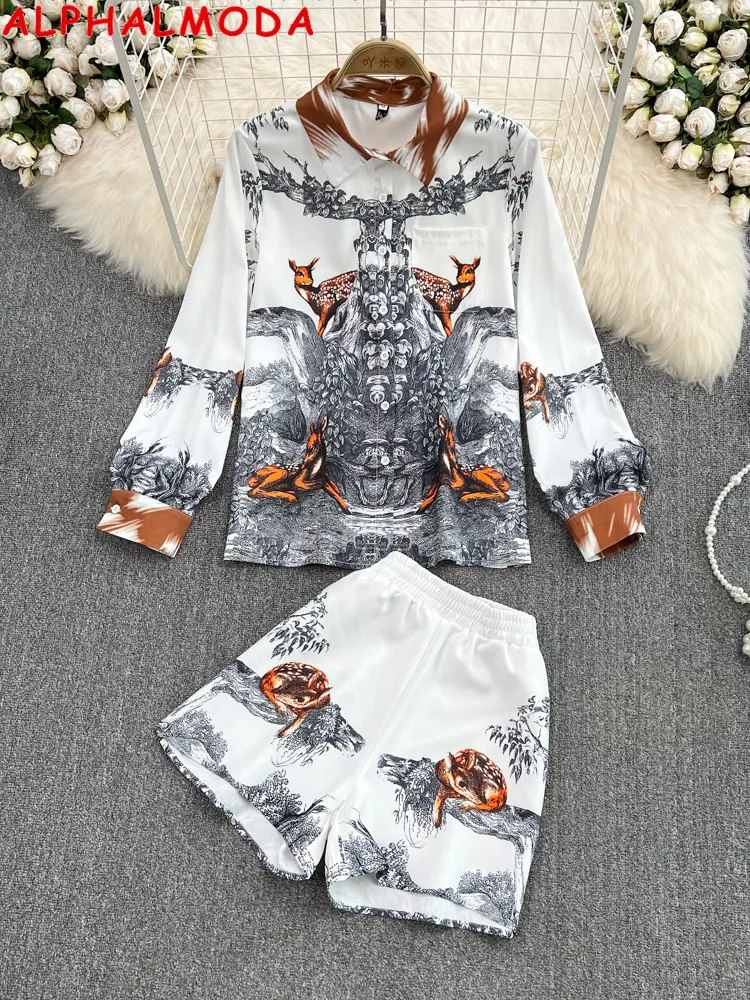 ALPHALMODA 2022 New Loose Lapel Single Breasted Vintage Printed Shirt High Waist Shorts Women Fashion 2pcs Suit Trendy Set
ALPHALMODA 2022 New Loose Lapel Single Breasted Vintage Printed Shirt High Waist Shorts Women Fashion 2pcs Suit Trendy Set