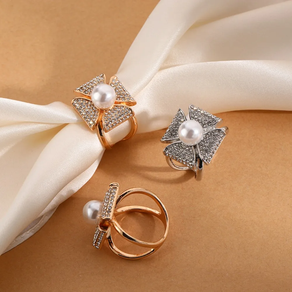 Korean Style Brooch Pearl Scarf Buckle Flower Pins Vintage Temperament Metal Jewelry Exquisite Suit Accessories For Women
Korean Style Brooch Pearl Scarf Buckle Flower Pins Vintage Temperament Metal Jewelry Exquisite Suit Accessories For Women