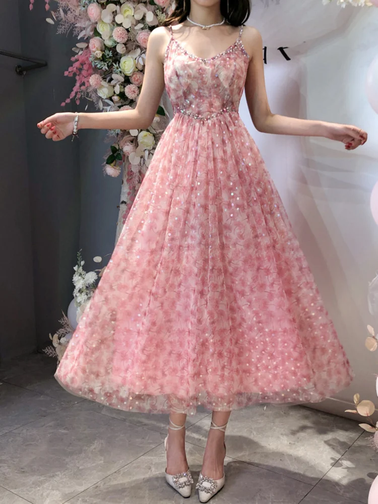 2022 Summer Hawaii Boho Sexy Double V neck Spaghetti Strap Floral Print Sequins Mesh Long Dress Vacation Slip Sundress
2022 Summer Hawaii Boho Sexy Double V neck Spaghetti Strap Floral Print Sequins Mesh Long Dress Vacation Slip Sundress