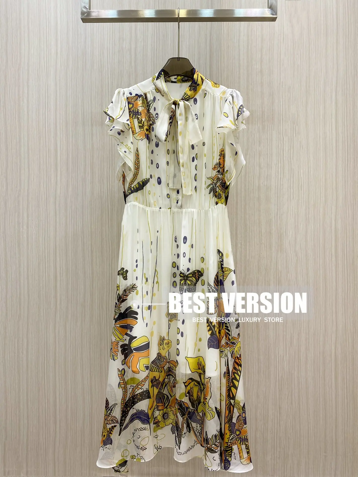 best version 2022 Spring summer High-End floral Print Dress for Women Luxury designer branded pure silk Long Party maxi Dresses
best version 2022 Spring summer High-End floral Print Dress for Women Luxury designer branded pure silk Long Party maxi Dresses