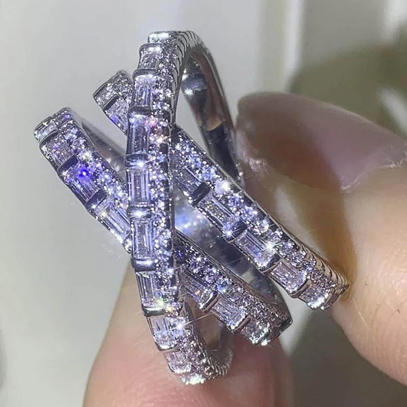 Huitan Modern Design Silver Color Cross Ring with Shiny Cubic Zirconia Fashion Versatile Accessories for Women Statement Jewelry
Huitan Modern Design Silver Color Cross Ring with Shiny Cubic Zirconia Fashion Versatile Accessories for Women Statement Jewelry