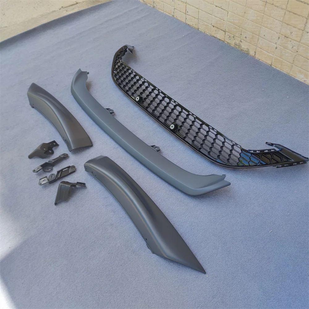 Комплект переднего бампера, спойлер, крыло, белое для Ford Focus 2015, 2016, 2017, 2018, 
Комплект переднего бампера, спойлер, крыло, белое для Ford Focus 2015, 2016, 2017, 2018,