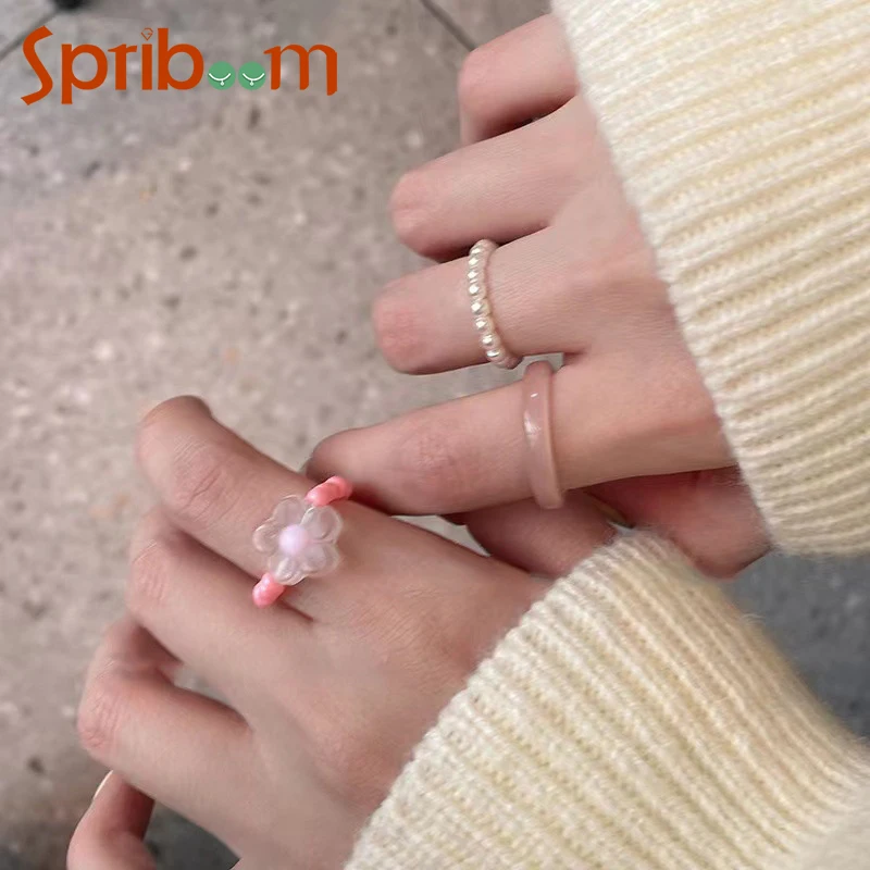 Sweet Flower Rings Set for Women Resin Beaded Imitation Pearl Ring Korean Romantic Jewelry Girl Trend Aesthetic Accessories 3Pcs
Sweet Flower Rings Set for Women Resin Beaded Imitation Pearl Ring Korean Romantic Jewelry Girl Trend Aesthetic Accessories 3Pcs