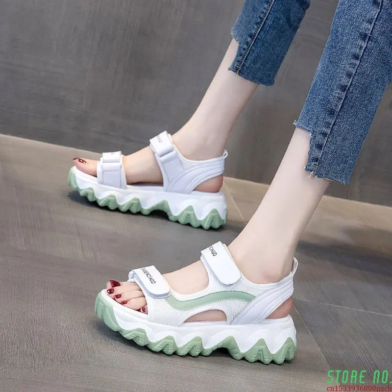 2021 Summer Chunky Sandals for Women Fashion Platform Sandal Ladies Designers Casual Wedges Sandals Female Brand Sports Sandals
2021 Summer Chunky Sandals for Women Fashion Platform Sandal Ladies Designers Casual Wedges Sandals Female Brand Sports Sandals