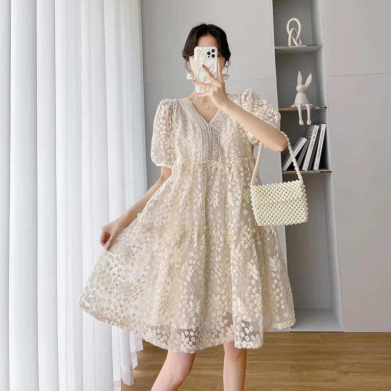 2022 Palace Style Maternity Dress Summer Fashion Embroidery Lace Short-sleeved Loose Casual Skirt Summer New Elegant Pregnancy
2022 Palace Style Maternity Dress Summer Fashion Embroidery Lace Short-sleeved Loose Casual Skirt Summer New Elegant Pregnancy