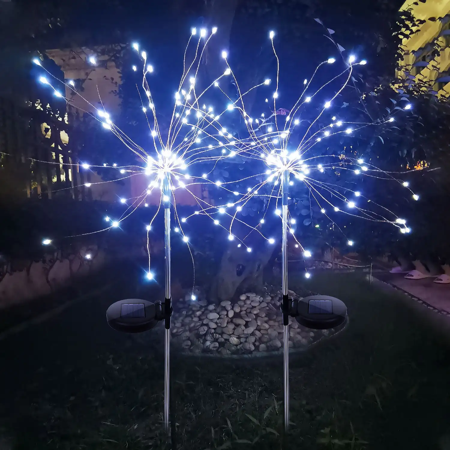 Solar Lights Outdoor, Garden Decorative Lights, Solar Landscape Lights, DIY Lights, 120 LED Powered 40 Copper Wires for Walkway
Solar Lights Outdoor, Garden Decorative Lights, Solar Landscape Lights, DIY Lights, 120 LED Powered 40 Copper Wires for Walkway