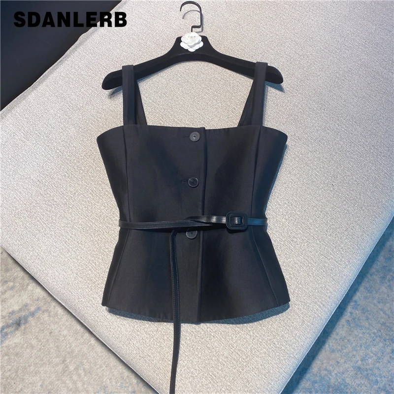 2021 Summer New Temperament Socialite Lace-up Outer Wear Sling Waist Slimming Black Camisole Sleeveless Suit Vest for Women
2021 Summer New Temperament Socialite Lace-up Outer Wear Sling Waist Slimming Black Camisole Sleeveless Suit Vest for Women