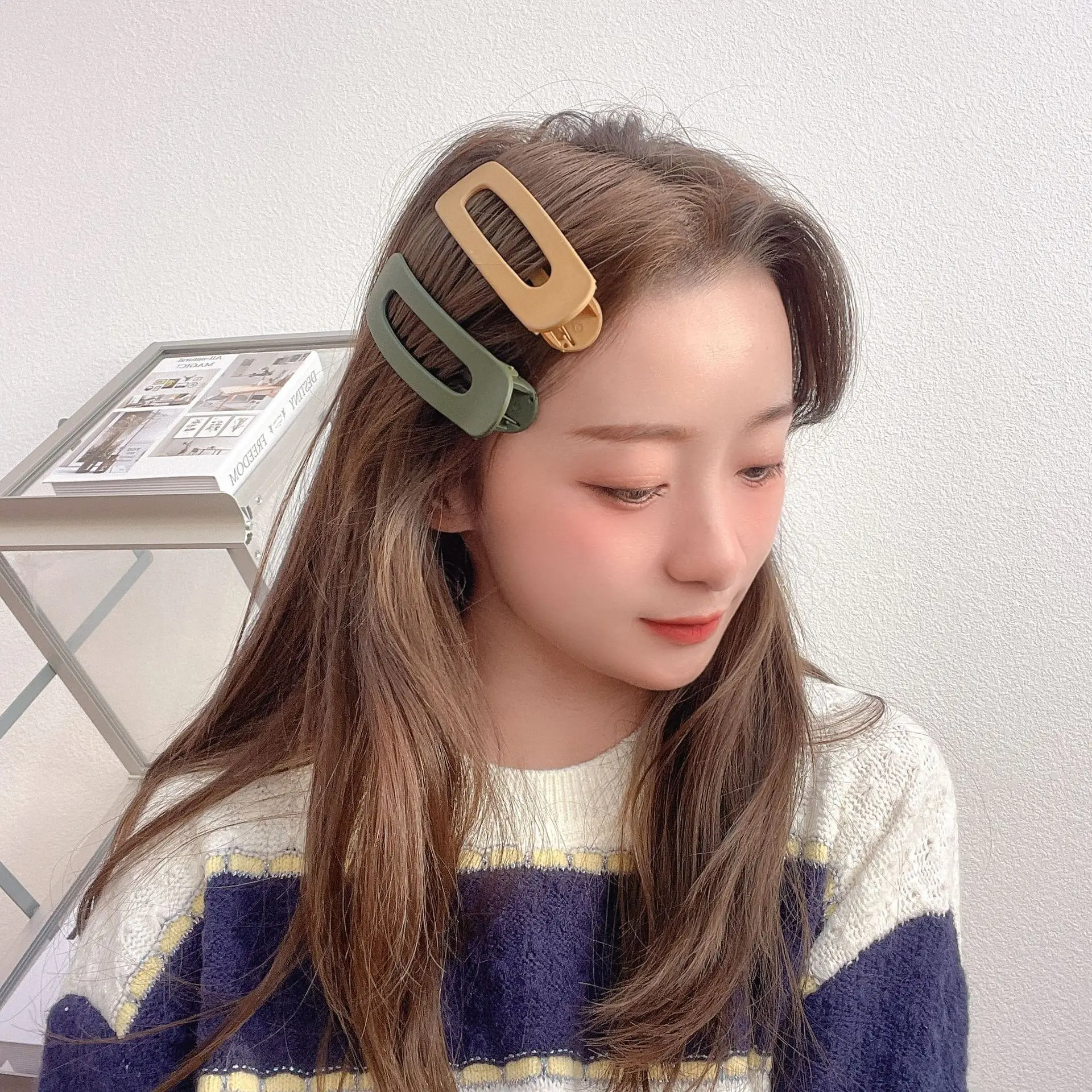 Frosted Hair Clips Girls Large Hairpins Simple Barrettes Ponytail Duckbill Claw Headwear Women Hair Accessories Bangs Hairclips
Frosted Hair Clips Girls Large Hairpins Simple Barrettes Ponytail Duckbill Claw Headwear Women Hair Accessories Bangs Hairclips