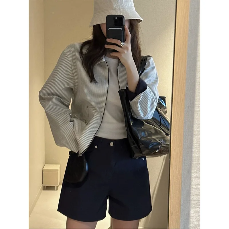 Женская Полосатая куртка с лацканами, осенняя куртка высокого качества, 2023
Женская Полосатая куртка с лацканами, осенняя куртка высокого качества, 2023