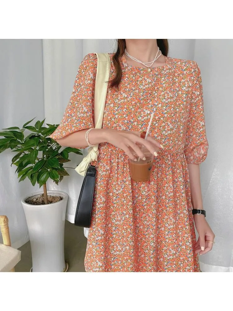 Summer New 2022 Korean Style Square Neck Half Sleeves Casual Loose Wiat Floral Printed Short Chiffon Dress Women
Summer New 2022 Korean Style Square Neck Half Sleeves Casual Loose Wiat Floral Printed Short Chiffon Dress Women