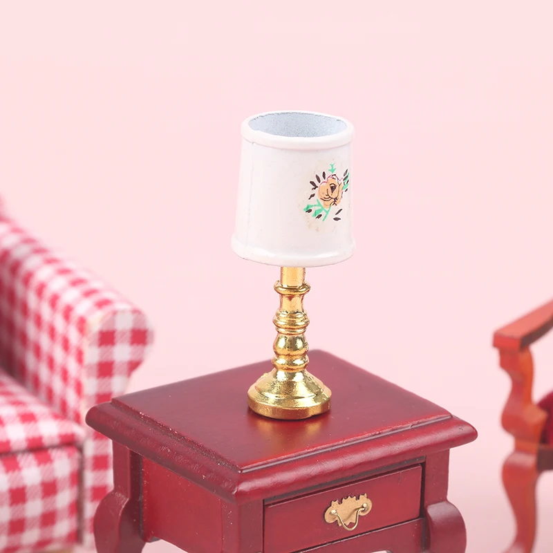 1/12 Dollhouse Miniature Lamp Ceramic Archaic Desk Lamp Table Lamp Model Toys Doll House Furniture Accessories
1/12 Dollhouse Miniature Lamp Ceramic Archaic Desk Lamp Table Lamp Model Toys Doll House Furniture Accessories