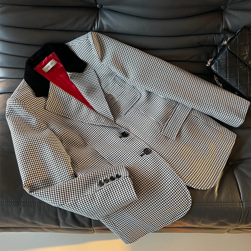 2022 Autumn Women Suit Coat Vintage Single Breasted Letter Embroidery Black White Plaid Blazer Jacket Fashion Vintage Outwear
2022 Autumn Women Suit Coat Vintage Single Breasted Letter Embroidery Black White Plaid Blazer Jacket Fashion Vintage Outwear