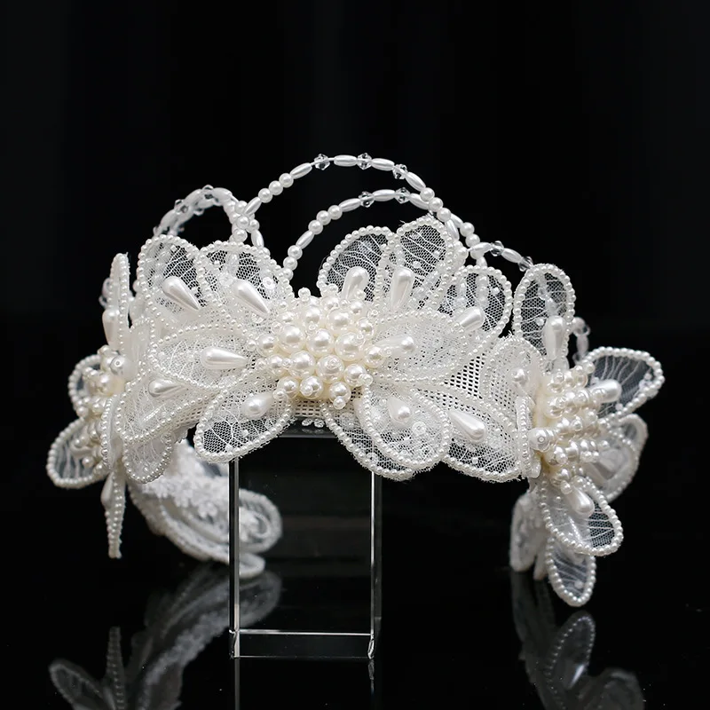 Fairy beauty heavy beaded bridal hair hoop, restoring ancient ways is a wedding dress head-dress pictorial tire shape
Fairy beauty heavy beaded bridal hair hoop, restoring ancient ways is a wedding dress head-dress pictorial tire shape