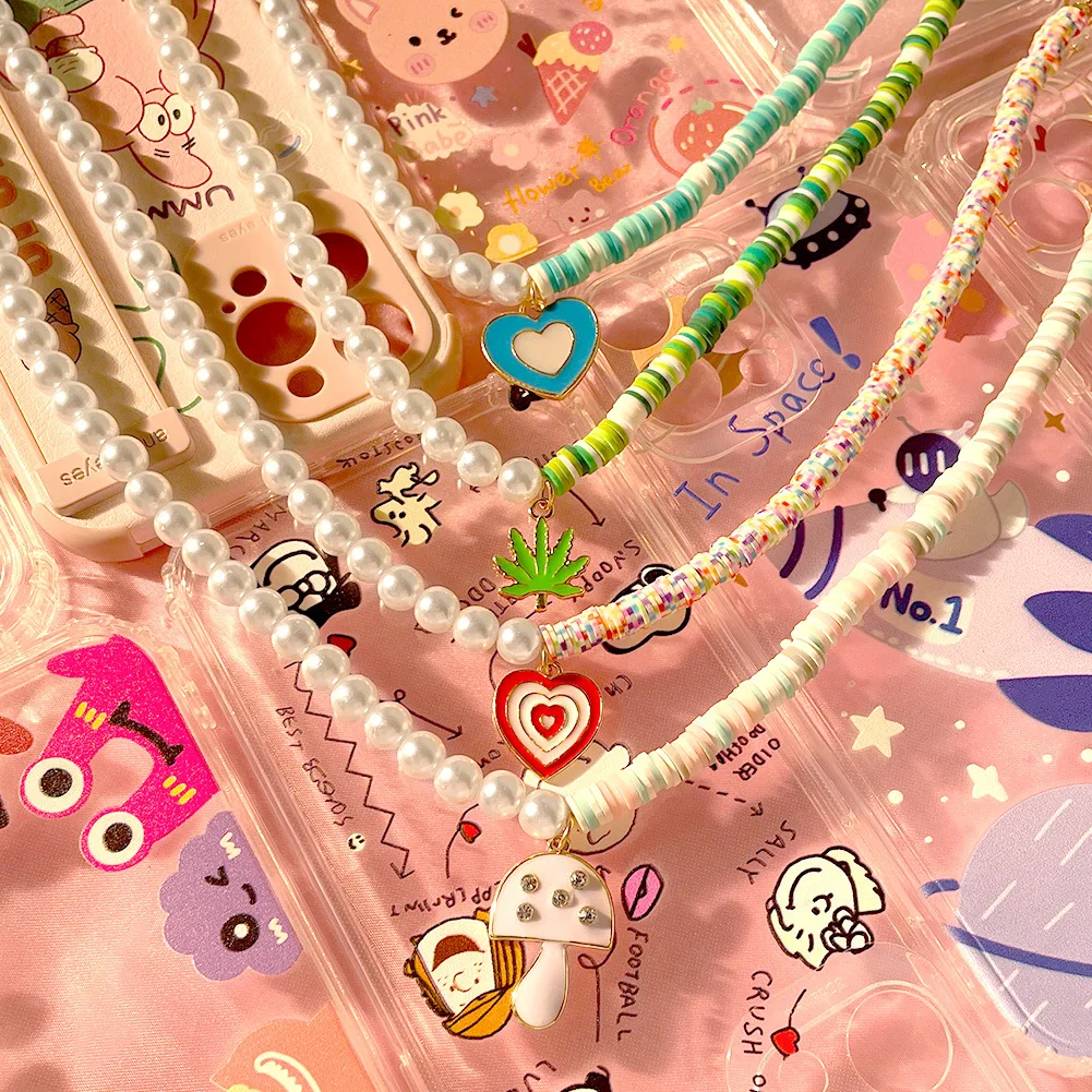 Fashion Stitching Pearl Necklace For Women Clavicle Chain Love Maple Leaf Pendant Soft Pottery Mushroom Necklaces Boho Jewelry
Fashion Stitching Pearl Necklace For Women Clavicle Chain Love Maple Leaf Pendant Soft Pottery Mushroom Necklaces Boho Jewelry