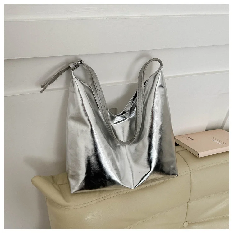 Big Tote Bag Pu Leather Women's Bag 2023 Fashion New Large-capacity Soft Leather Shoulder Bag Retro Casual Bucket Bag
Big Tote Bag Pu Leather Women's Bag 2023 Fashion New Large-capacity Soft Leather Shoulder Bag Retro Casual Bucket Bag