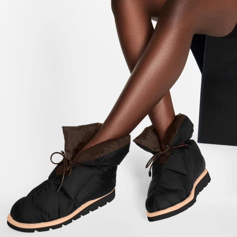 Брендовые пуховые ботинки, новинка 2022, модные женские ботильоны, зимние теплые женские зимние ботинки, повседневная короткая обувь на платф... 
Брендовые пуховые ботинки, новинка 2022, модные женские ботильоны, зимние теплые женские зимние ботинки, повседневная короткая обувь на платф...