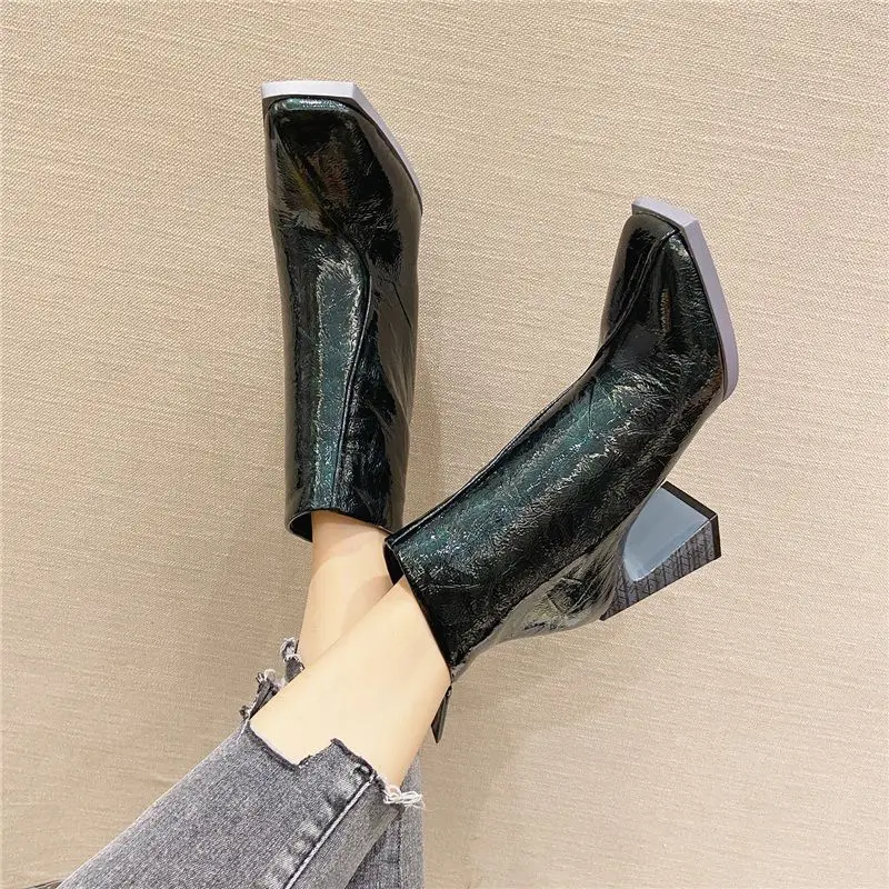 Fall Winter Fashion Square Toe Leather Women's Ankle Boots 2022 New High Heels Thick Heel Thin Martens Boots
Fall Winter Fashion Square Toe Leather Women's Ankle Boots 2022 New High Heels Thick Heel Thin Martens Boots