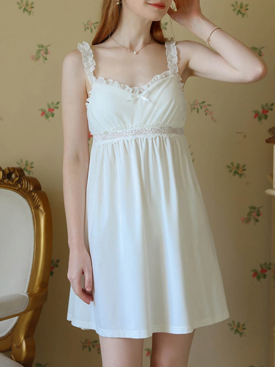 Women s Plus Size Sleeveless V-neck Nightgown with Lace Patchwork - Elegant and Seductive Camisole Nighty for Women
Women s Plus Size Sleeveless V-neck Nightgown with Lace Patchwork - Elegant and Seductive Camisole Nighty for Women
