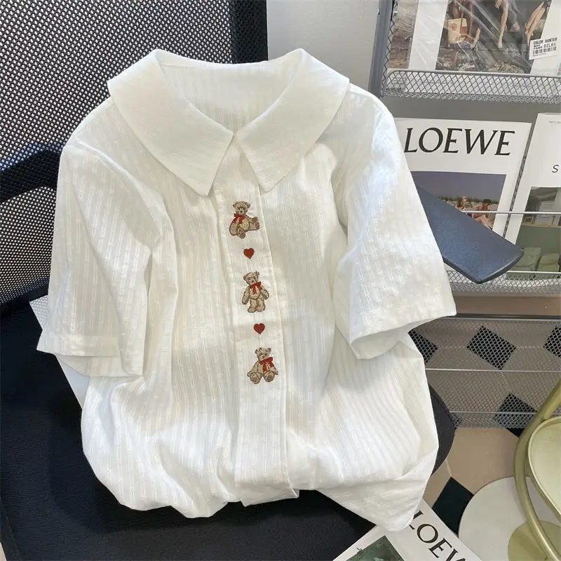 Fashion Women Blouses 2022 Elegant Summer Doll Collar Vintage Bear Women's Shirt Loose and Breathable Chic Point Top Female
Fashion Women Blouses 2022 Elegant Summer Doll Collar Vintage Bear Women's Shirt Loose and Breathable Chic Point Top Female
