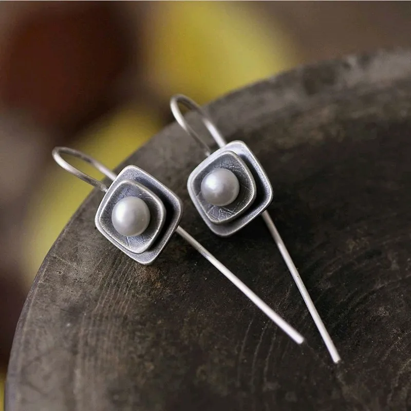 Vintage Geometric Irregular Pearl Earrings for Women Silver Color Fashion Simple Jewelry Party Gift 2022 New Earrings for Women
Vintage Geometric Irregular Pearl Earrings for Women Silver Color Fashion Simple Jewelry Party Gift 2022 New Earrings for Women